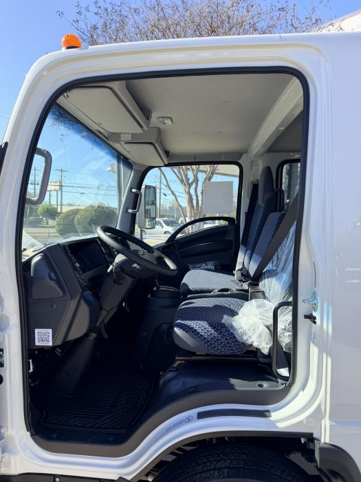 2027 Isuzu NPR-HD-10