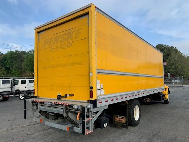 2018 International 4300-4X2-2