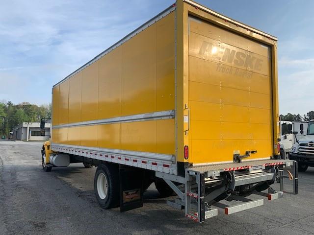 2018 International 4300-4X2-3