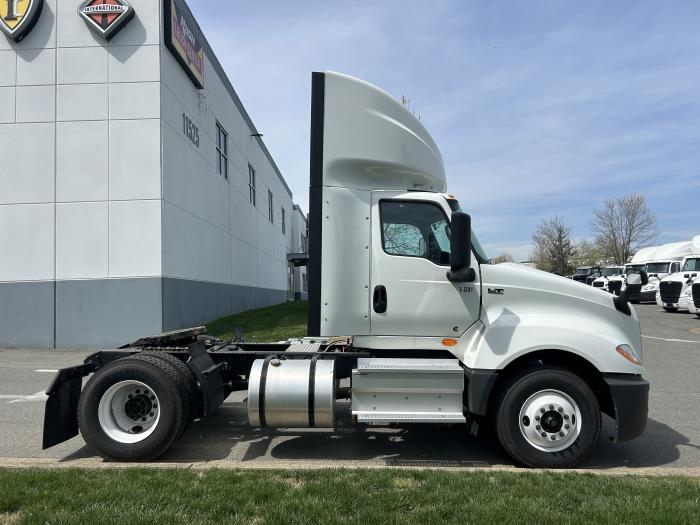 2025 International LT625-4