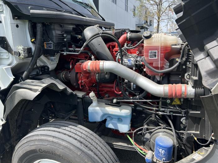 2025 International LT625-12