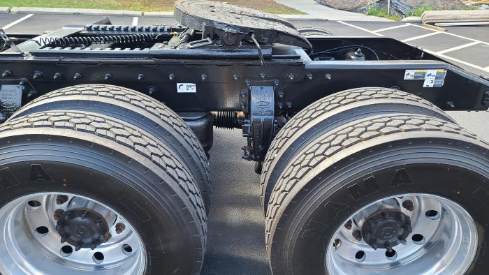 2020 Peterbilt 567-3