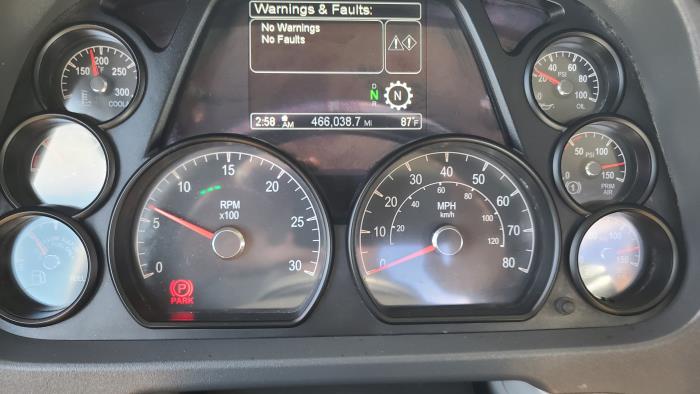 2020 Peterbilt 567-18