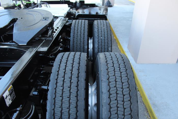 2022 Peterbilt 579-5