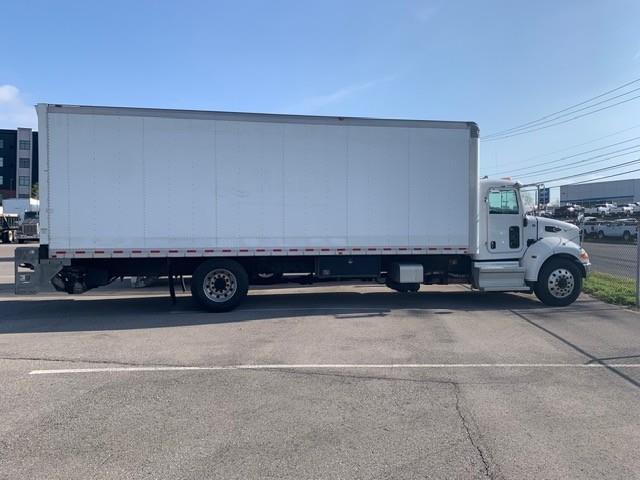 2020 Peterbilt 337-0