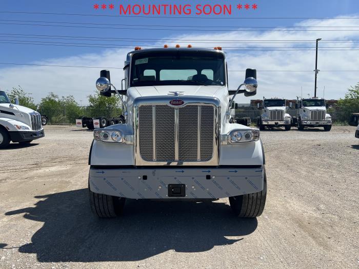 2027 Peterbilt 567-1