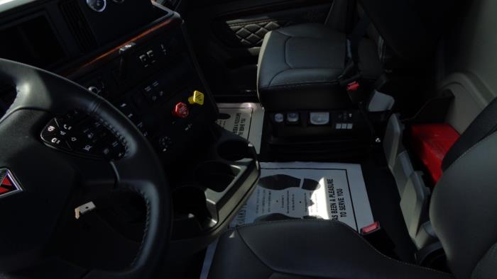 2026 International LT - image 12