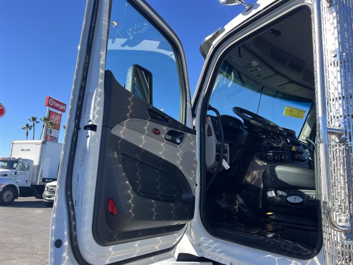 2027 Peterbilt 567 - image 17