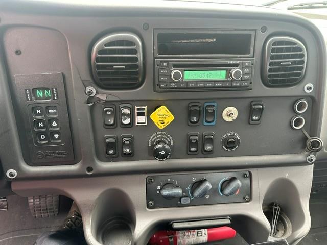 2016 Freightliner MT45-9