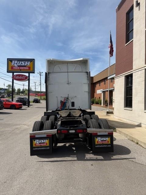 2023 Peterbilt 579-4