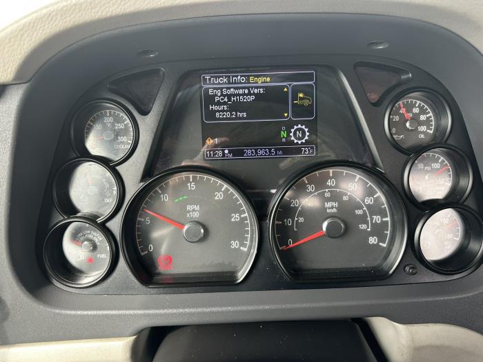 2021 Peterbilt 579-14