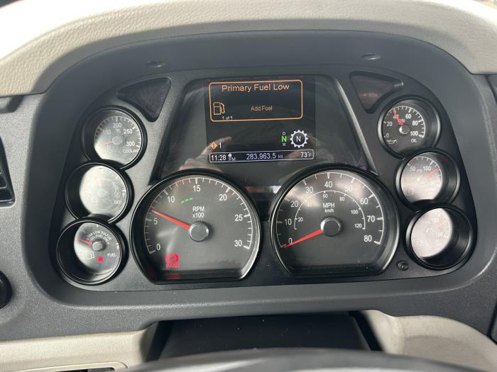 2021 Peterbilt 579-15