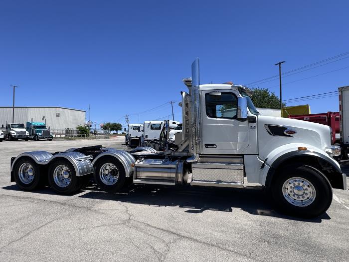 2027 Peterbilt 567 - image 7