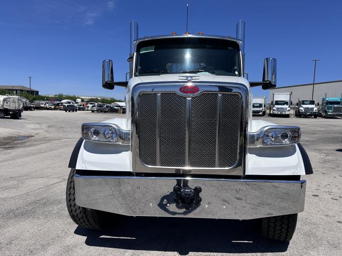 2027 Peterbilt 567 - image 3