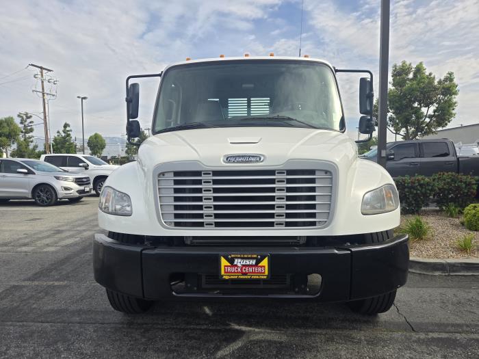 2018 Freightliner Business Class M2 106-2