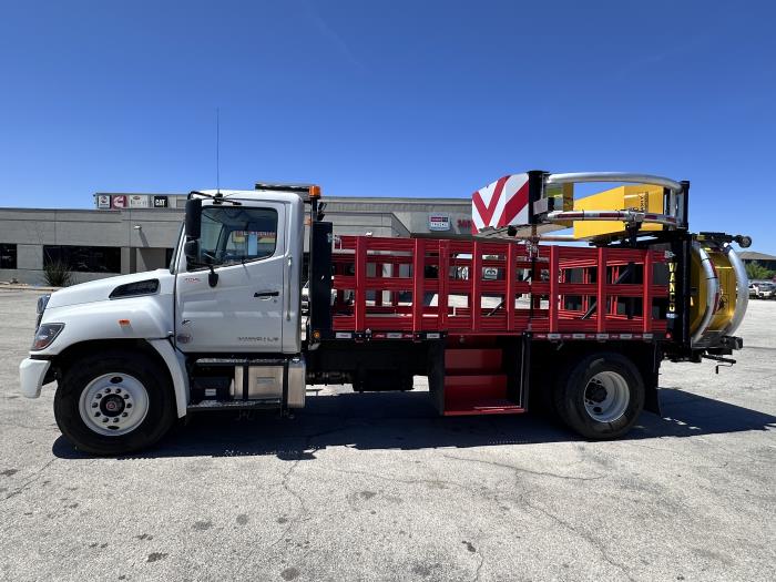 2026 Hino L6 - image 5