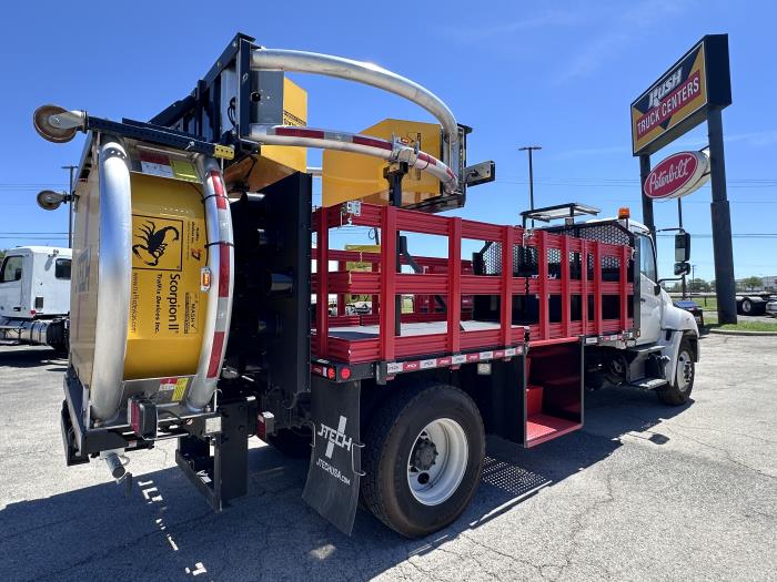 2026 Hino L6 - image 8