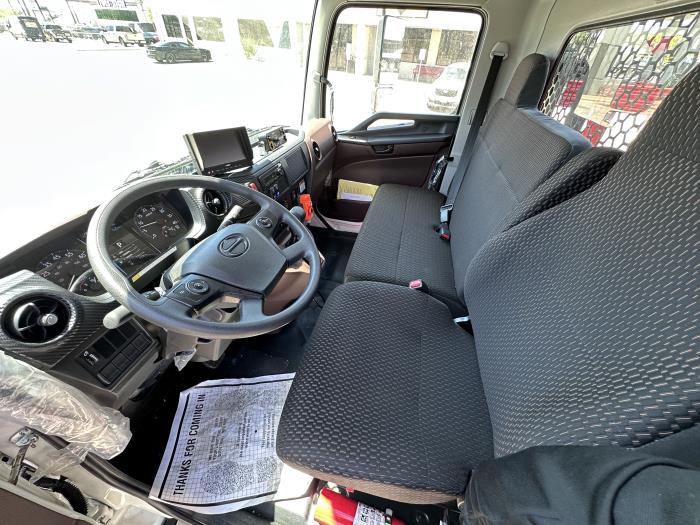 2026 Hino L6 - image 10