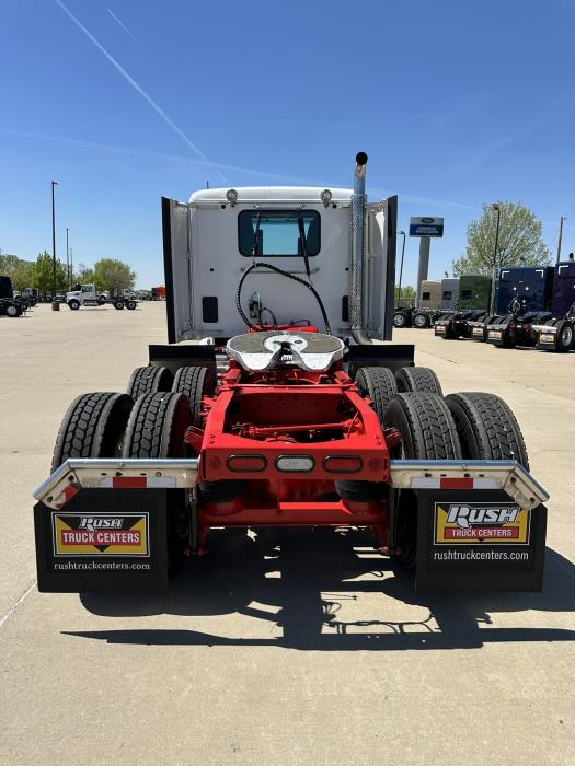 2023 Peterbilt 567-3
