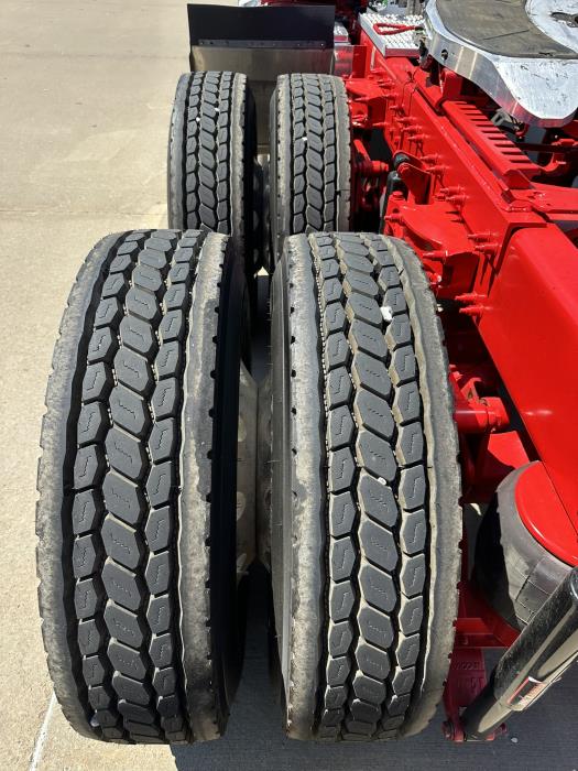 2023 Peterbilt 567-11