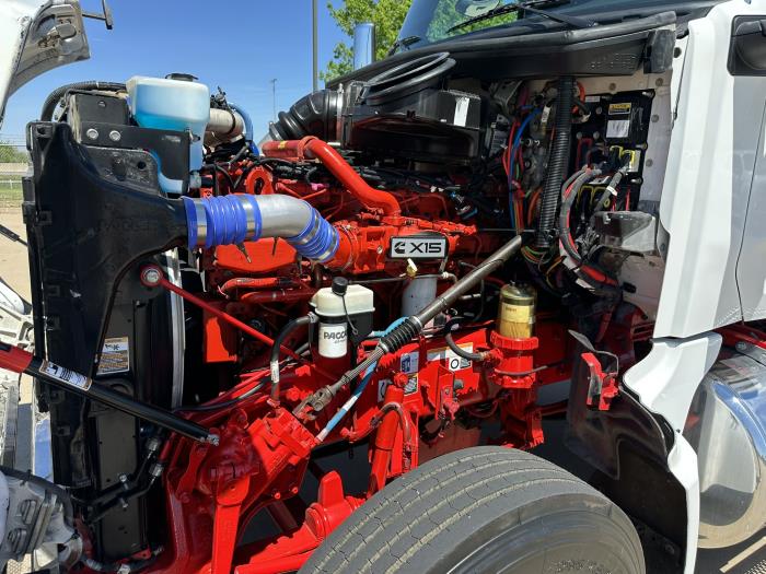 2023 Peterbilt 567-9