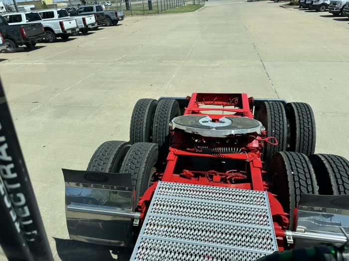 2023 Peterbilt 567-13