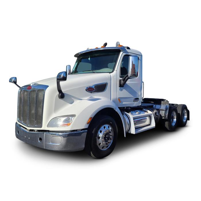 2020 Peterbilt 579 - image 1