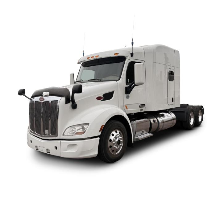 2022 Peterbilt 579 - image 1