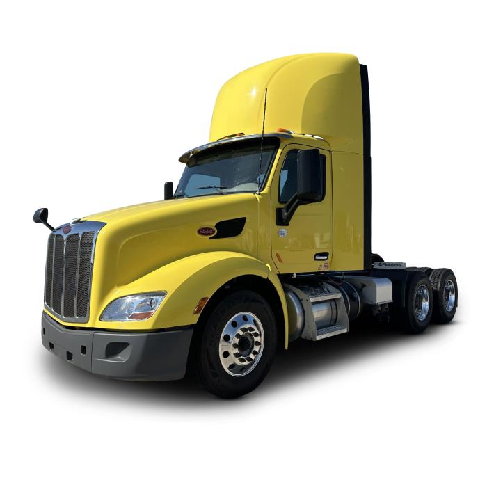 2021 Peterbilt 579 - image 1