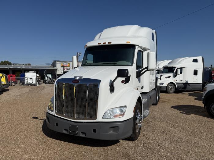 2021 Peterbilt 579-14
