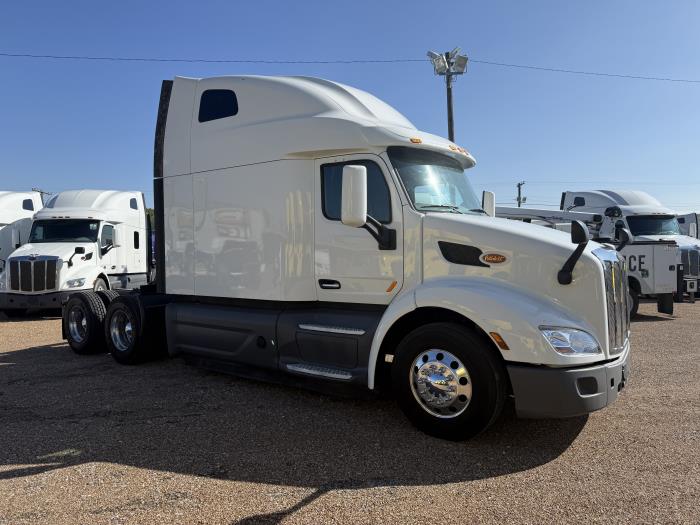 2021 Peterbilt 579-14