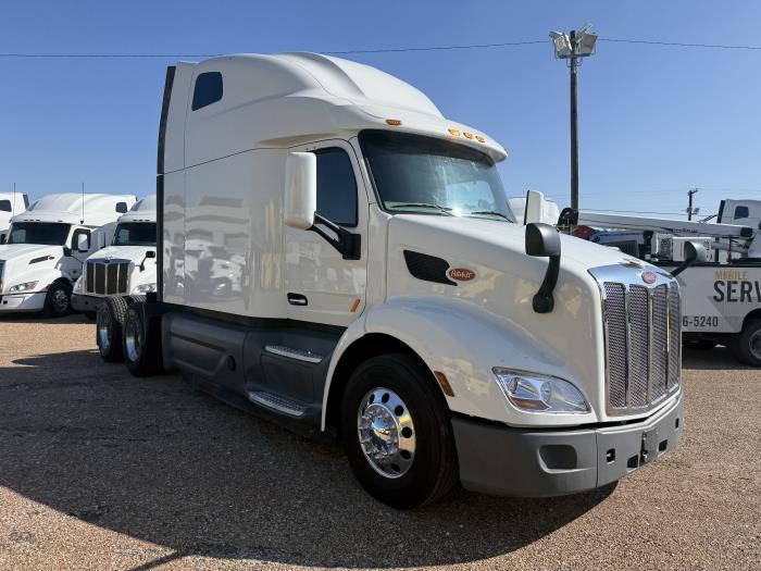 2021 Peterbilt 579-18