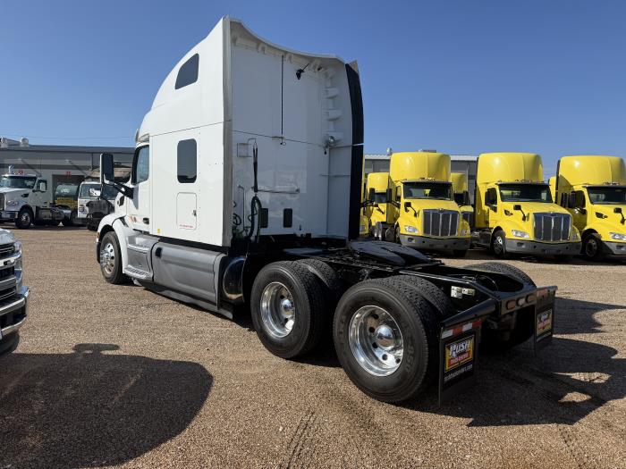 2021 Peterbilt 579-23
