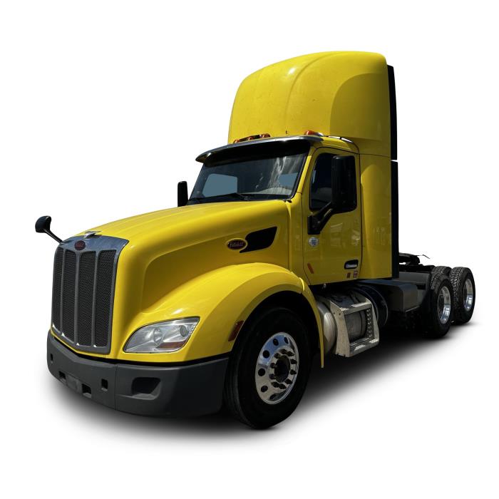 2021 Peterbilt 579 - image 1