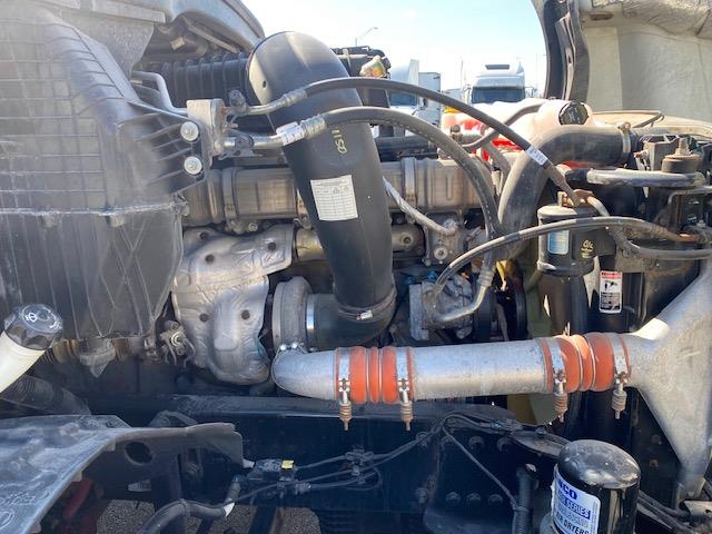 2021 Freightliner Cascadia-11