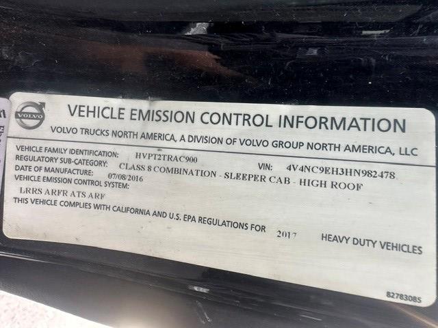 2017 Volvo VNL780-5