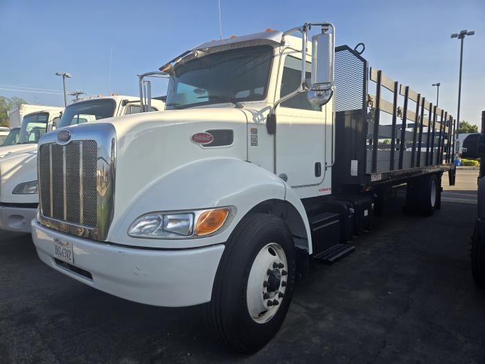 2020 Peterbilt 337-0
