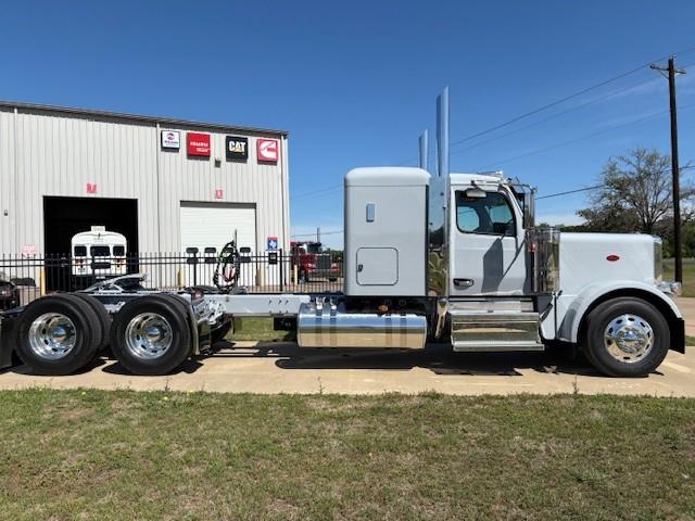 2027 Peterbilt - image 6