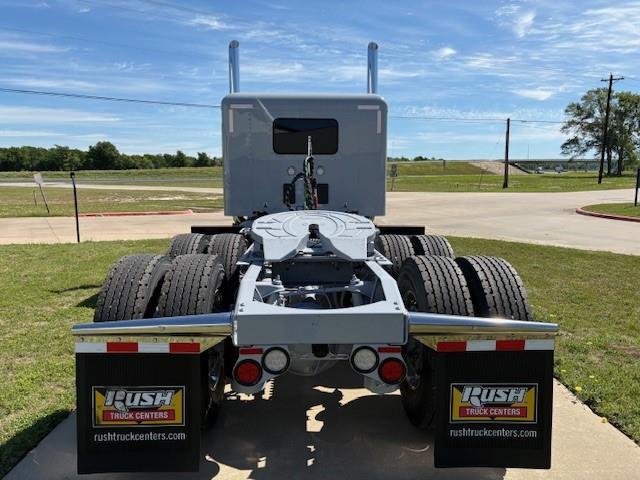 2027 Peterbilt - image 8