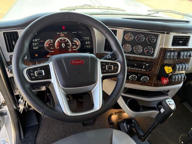 2027 Peterbilt - image 11