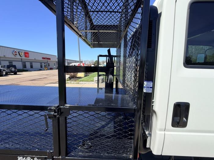 2026 Isuzu NPR-XD-13