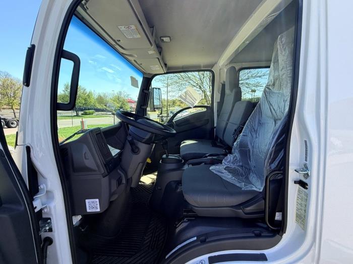 2026 Isuzu NPR-XD-16