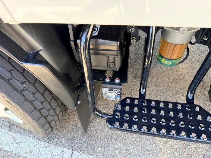 2026 Isuzu NPR-XD-23