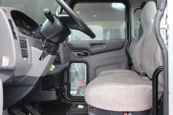 2021 Peterbilt 337-7