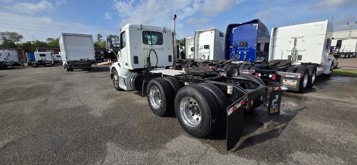 2023 Peterbilt 567-2