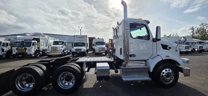 2023 Peterbilt 567-5