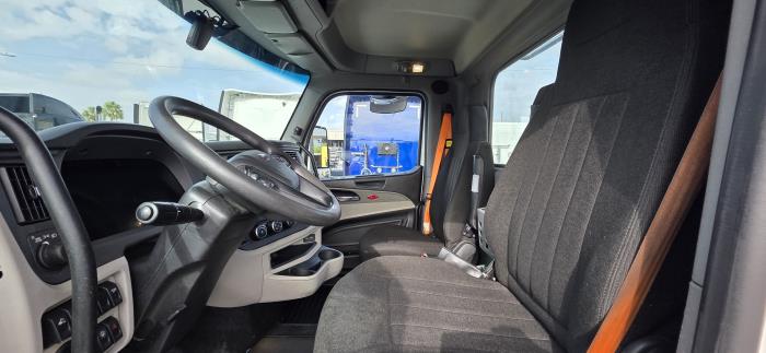 2023 Peterbilt 567-9