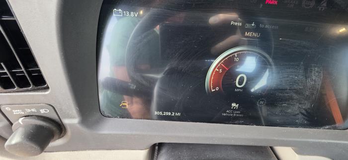 2023 Peterbilt 567-14