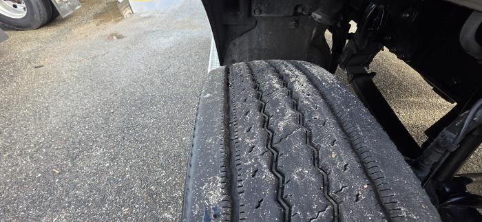 2023 Peterbilt 567-18