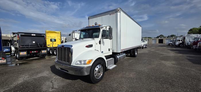 2020 Peterbilt 337-0